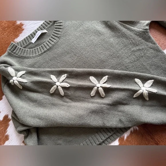 Altar'd State Olive Sweater with Cream Flower Sleeves - Picture 2 of 5